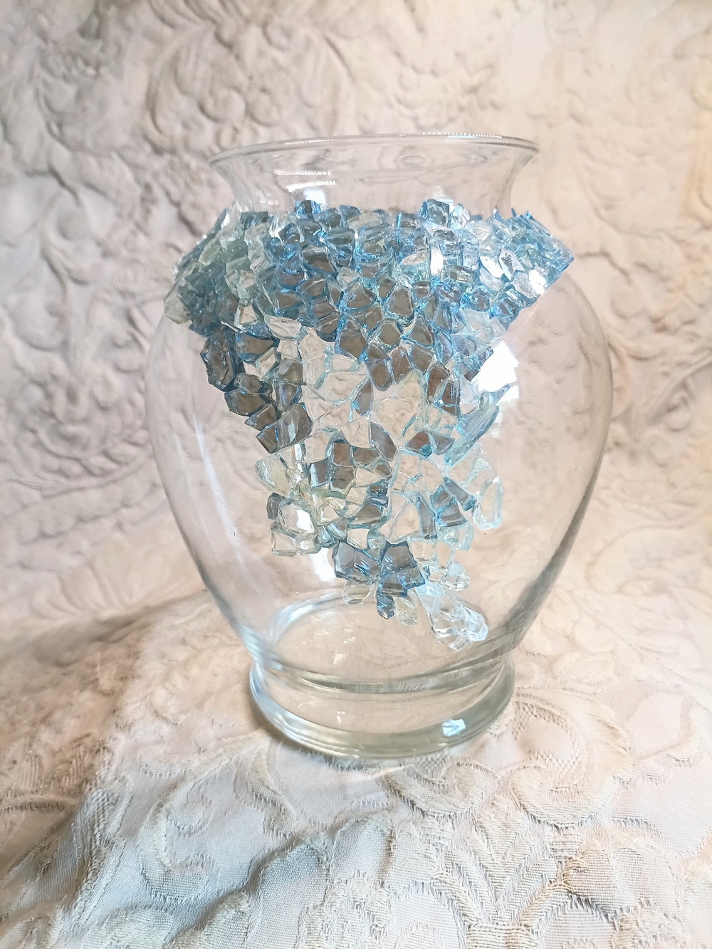 Blue Glass Accent Vase with Decorative Glass Chips